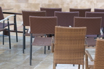 Маси и столове от кафяв ратан