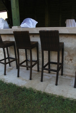 Бар столове от ратан за заведения в различни цветове и плетки